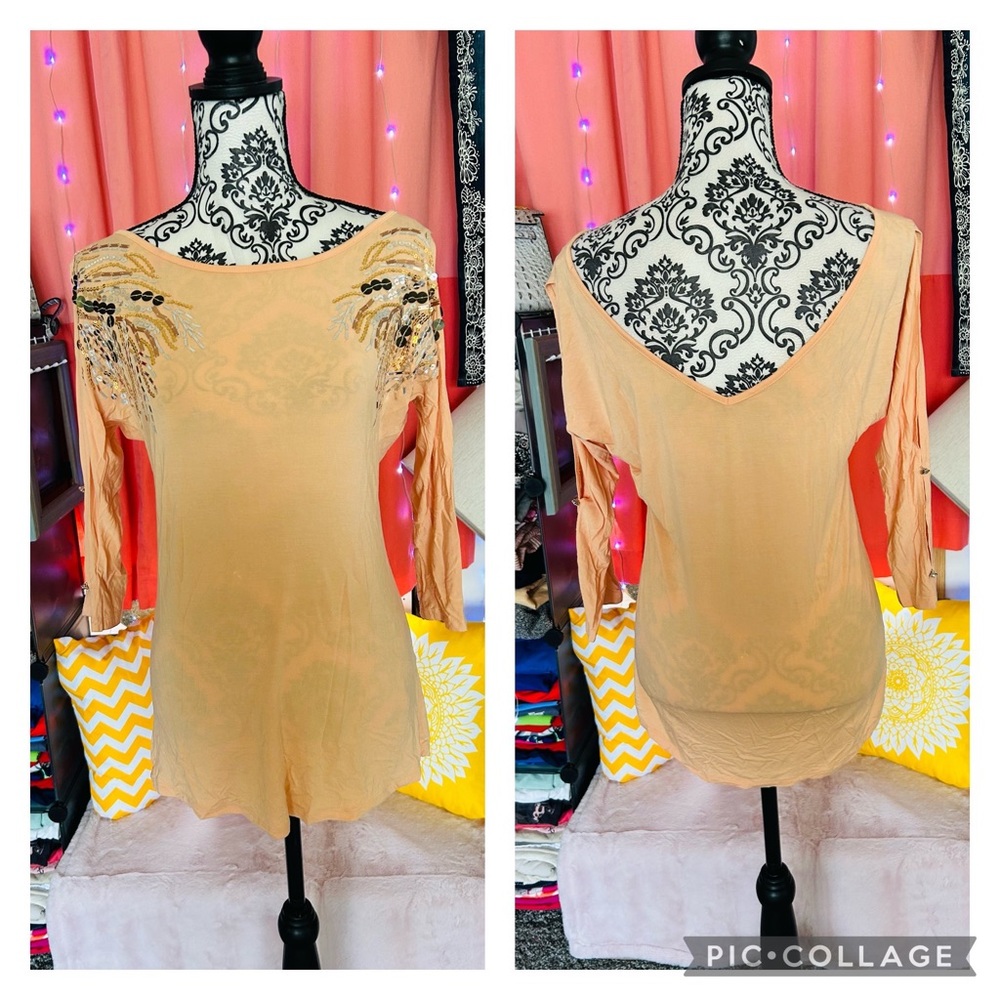 BKE Women’s Peach Open Back Slit Sleeve Sequin Shoulders Boat Neck Top